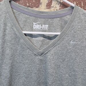 Nike long Sleeve women's athletic top logo XS Gray Dri-fit